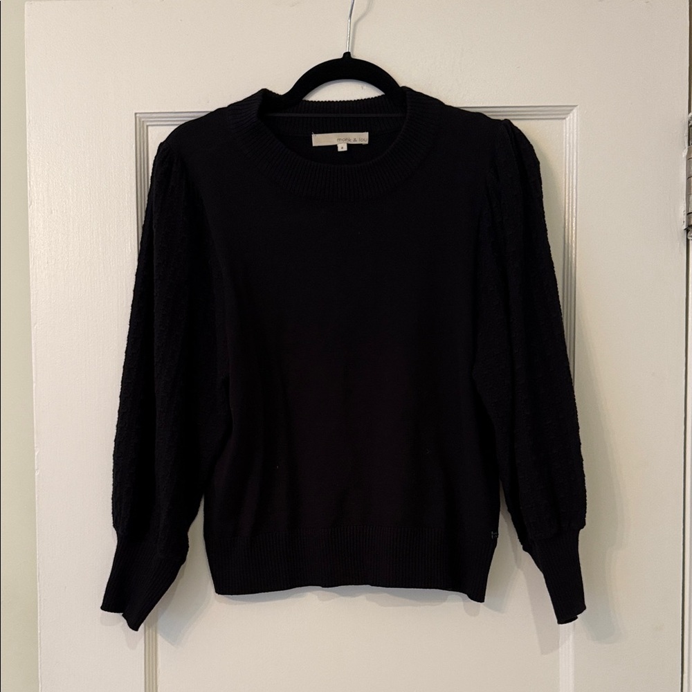 Plenty monk & lou Black Women's Knit Crew Neck, sleeves have patterned stitching